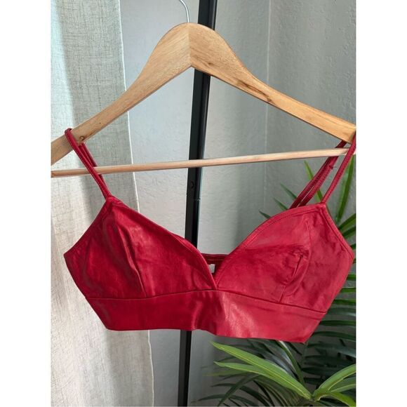 Anthropologie Red Faux Leather Crop Top Honey Punch Small Romantic Cherry Vibe‎ - Picture 3 of 7